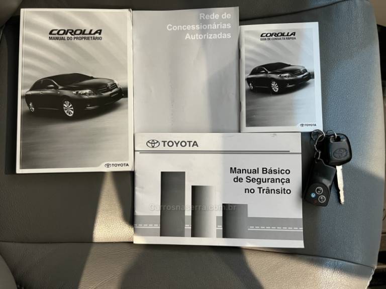 TOYOTA - COROLLA - 2009/2010 - Preta - R$ 51.900,00