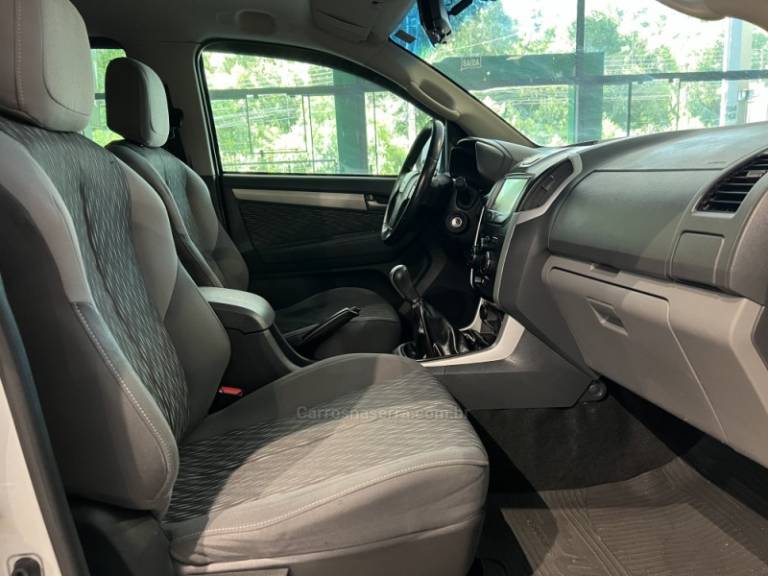 CHEVROLET - S10 - 2014/2015 - Prata - R$ 99.900,00