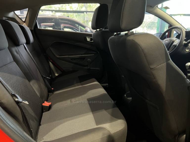 FORD - FIESTA - 2019/2019 - Vermelha - R$ 59.900,00