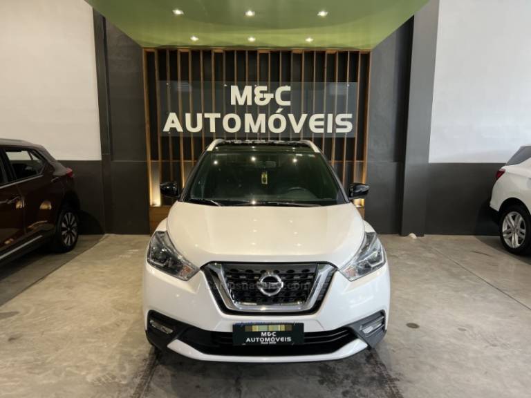 NISSAN - KICKS - 2019/2020 - Branca - R$ 84.900,00