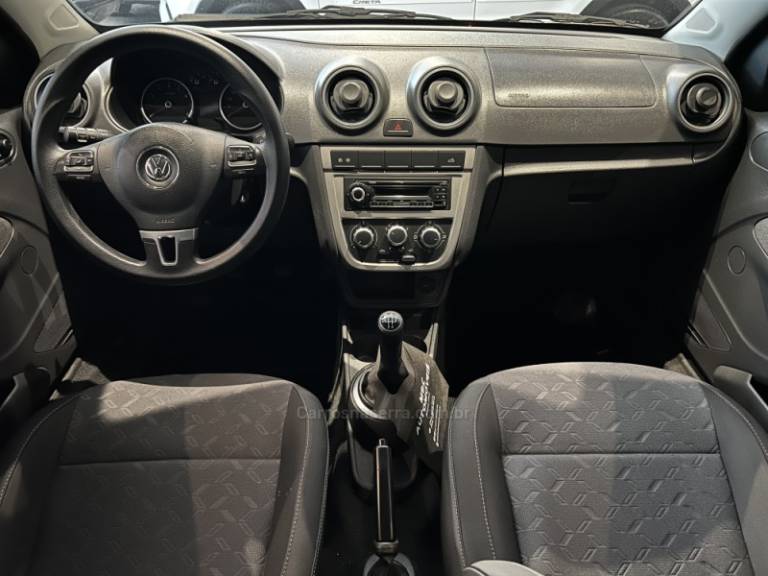 VOLKSWAGEN - SAVEIRO - 2012/2013 - Vermelha - R$ 48.900,00