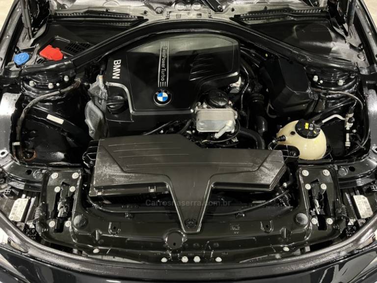 BMW - 320I - 2017/2017 - Preta - R$ 127.900,00