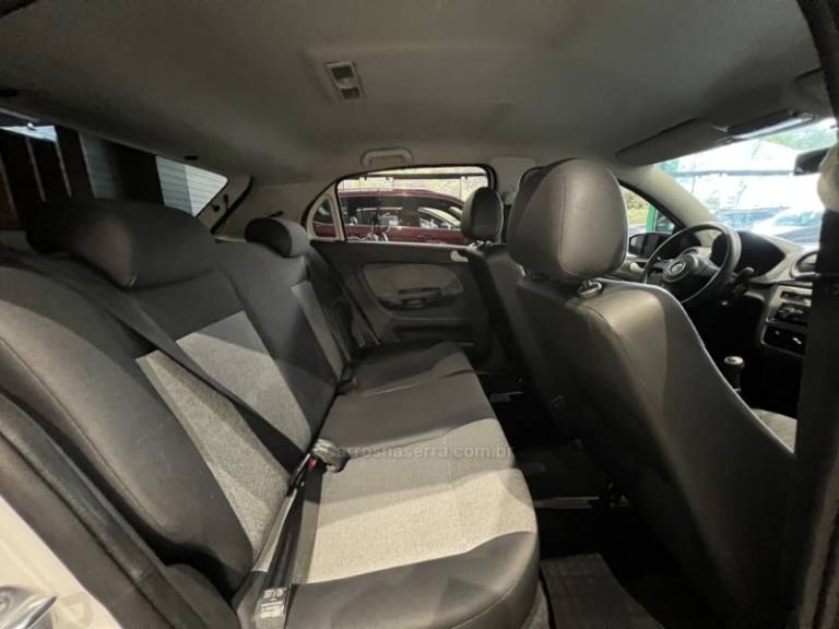 VOLKSWAGEN - GOL - 2013/2014 - Branca - R$ 42.900,00