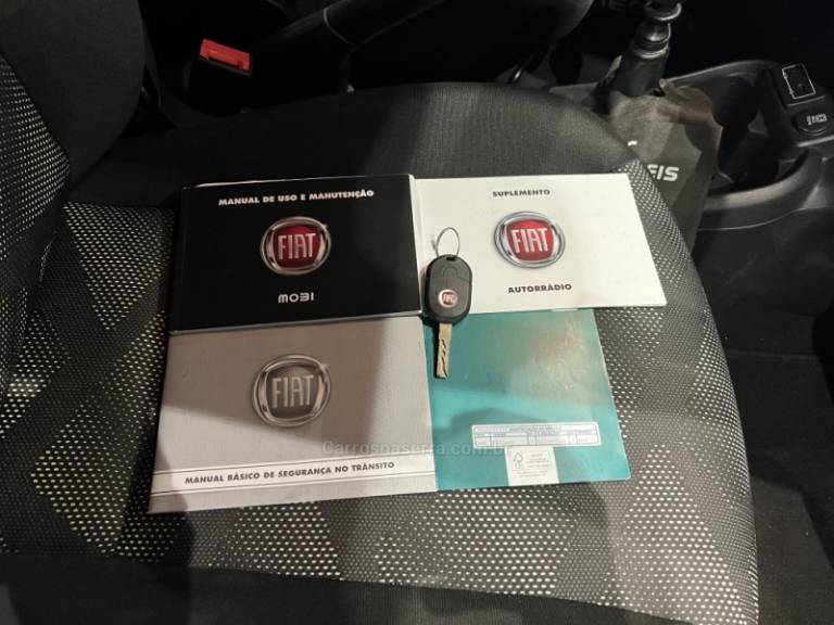 FIAT - MOBI - 2017/2018 - Cinza - R$ 47.900,00