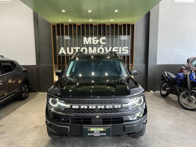 FORD - BRONCO - 2021/2021 - Preta - R$ 152.900,00