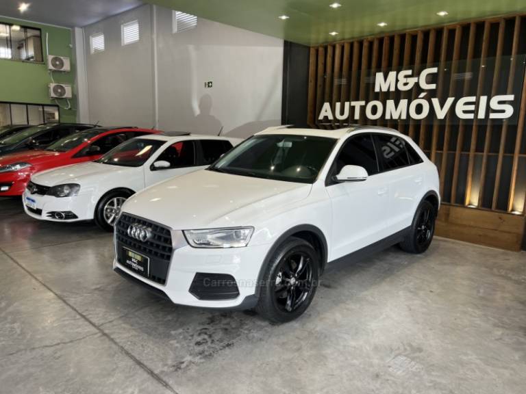 AUDI - Q3 - 2015/2016 - Branca - R$ 93.900,00