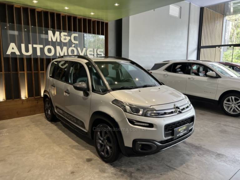 CITROËN - AIRCROSS - 2016/2017 - Prata - R$ 51.900,00