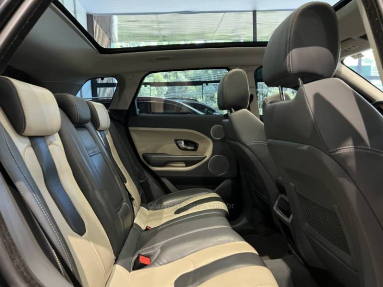 LAND ROVER - RANGE ROVER EVOQUE - 2012/2013 - Preta - R$ 98.900,00