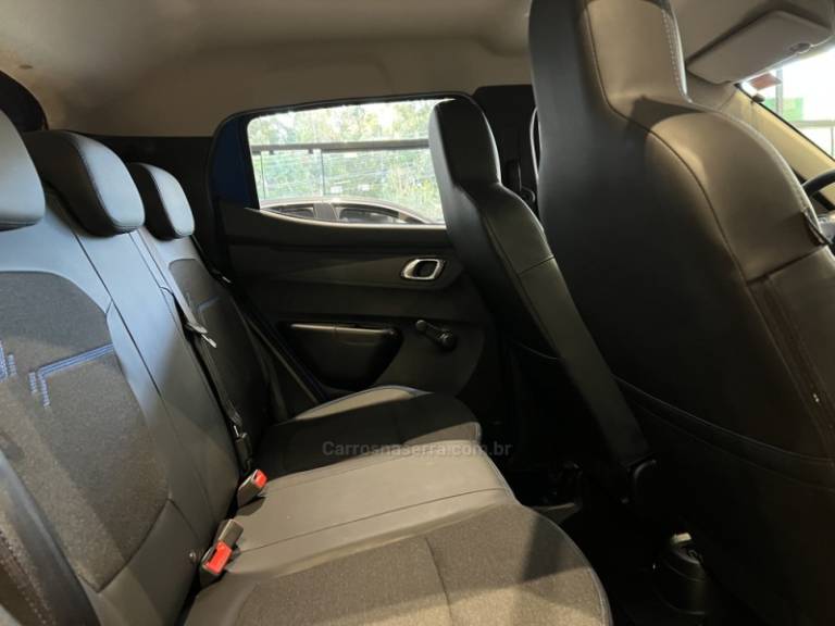 RENAULT - KWID - 2022/2023 - Azul - R$ 57.900,00