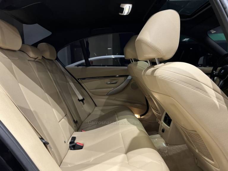 BMW - 320I - 2017/2017 - Preta - R$ 127.900,00