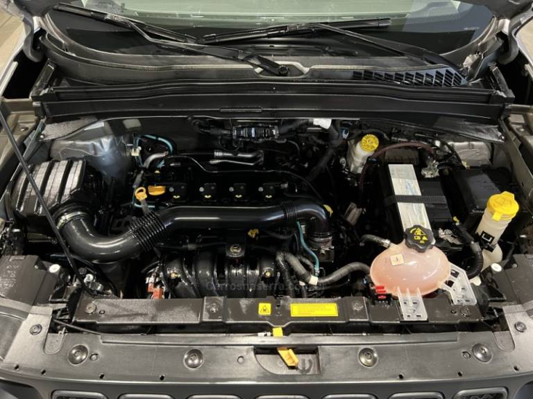 JEEP - RENEGADE - 2021/2021 - Prata - R$ 81.900,00