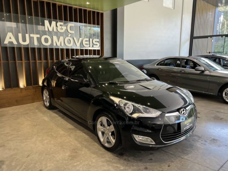 HYUNDAI - VELOSTER - 2011/2012 - Preta - R$ 59.900,00