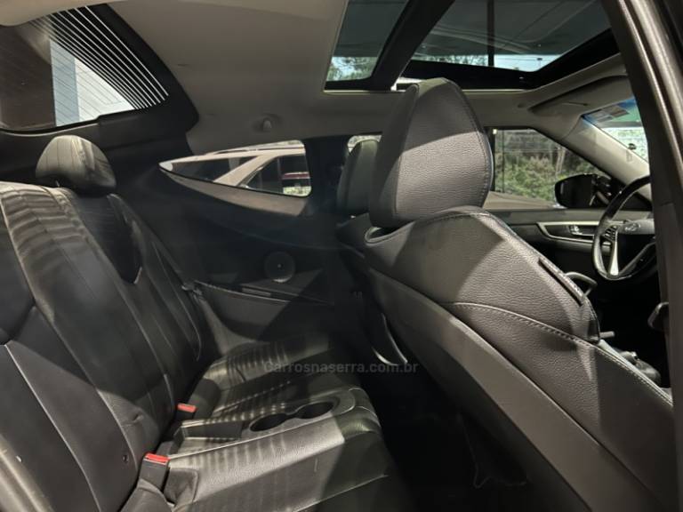 HYUNDAI - VELOSTER - 2012/2013 - Preta - R$ 61.900,00