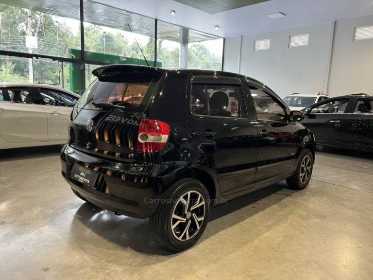 VOLKSWAGEN - FOX - 2009/2009 - Preta - R$ 22.900,00