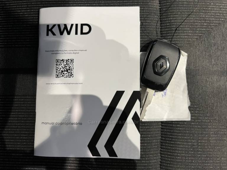 RENAULT - KWID - 2022/2023 - Branca - R$ 56.900,00