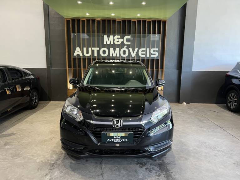 HONDA - HR-V - 2016/2016 - Preta - R$ 82.900,00