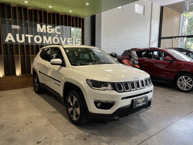 JEEP - COMPASS - 2017/2018 - Branca - R$ 89.900,00