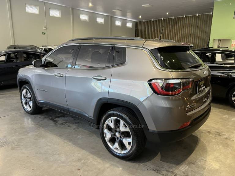 JEEP - COMPASS - 2019/2020 - Cinza - R$ 105.900,00