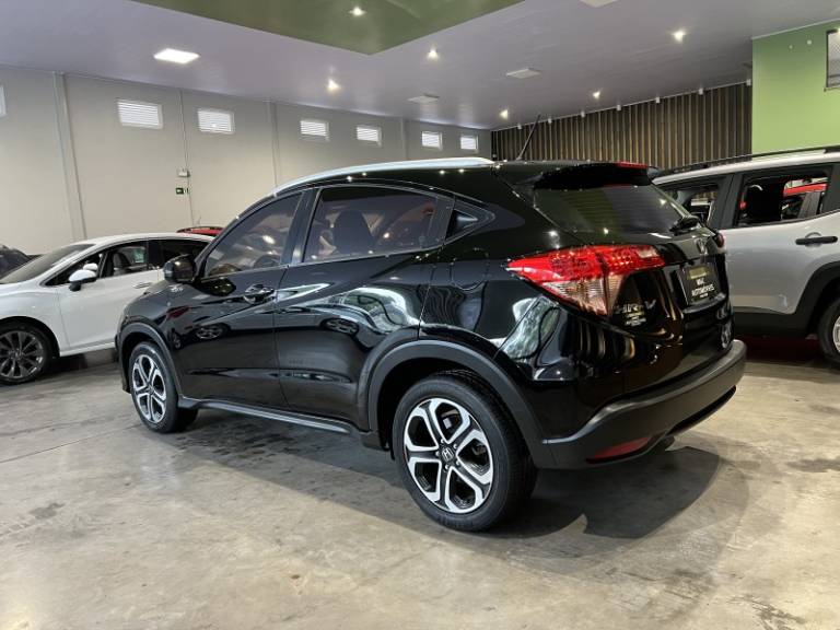 HONDA - HR-V - 2016/2016 - Preta - R$ 83.900,00