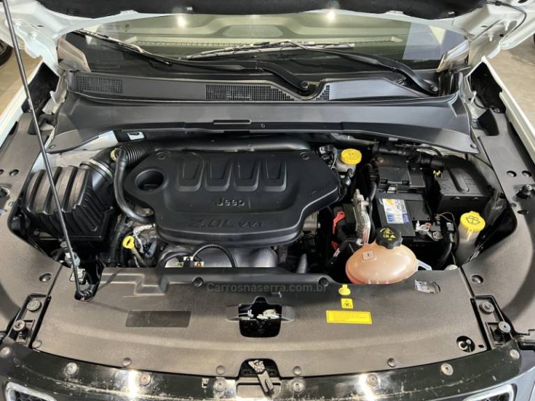 JEEP - COMPASS - 2017/2018 - Branca - R$ 89.900,00
