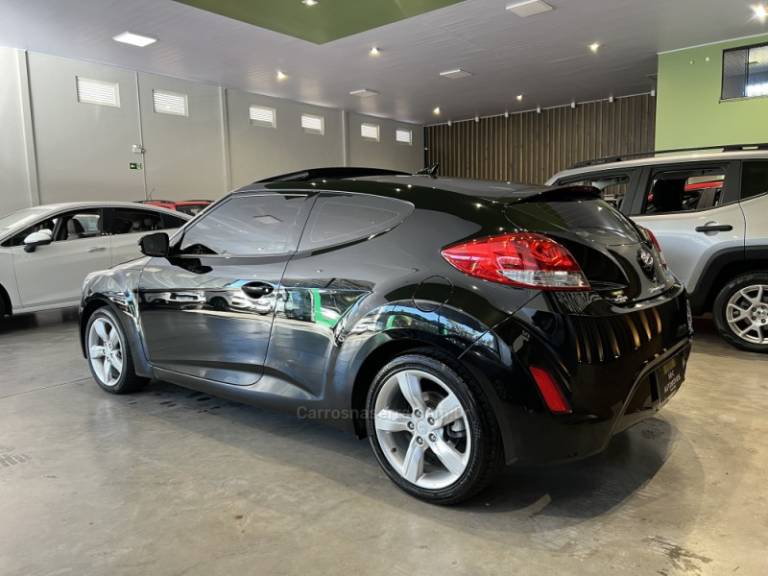 HYUNDAI - VELOSTER - 2011/2012 - Preta - R$ 59.900,00