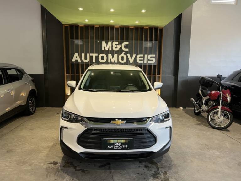 CHEVROLET - TRACKER - 2022/2023 - Branca - R$ 103.900,00
