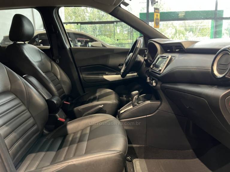 NISSAN - KICKS - 2019/2020 - Branca - R$ 84.900,00