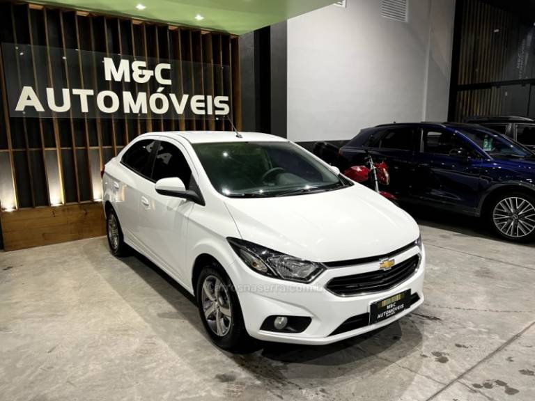 CHEVROLET - PRISMA - 2016/2017 - Branca - R$ 62.900,00