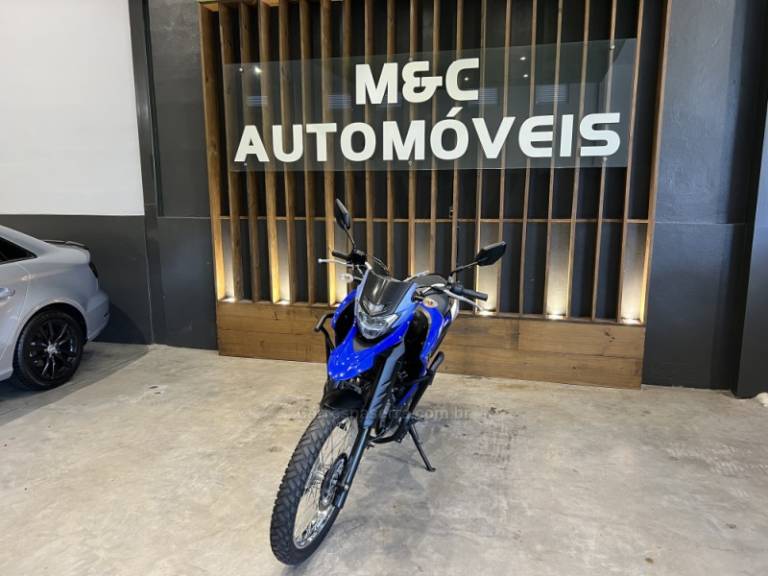 YAMAHA - XTZ 250 - 2021/2022 - Azul - R$ 22.900,00