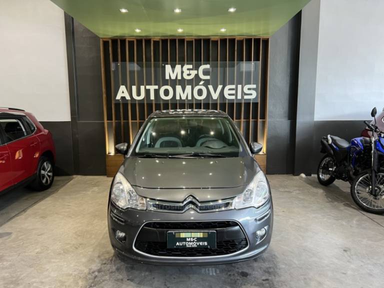 CITROËN - C3 - 2016/2017 - Cinza - R$ 44.900,00