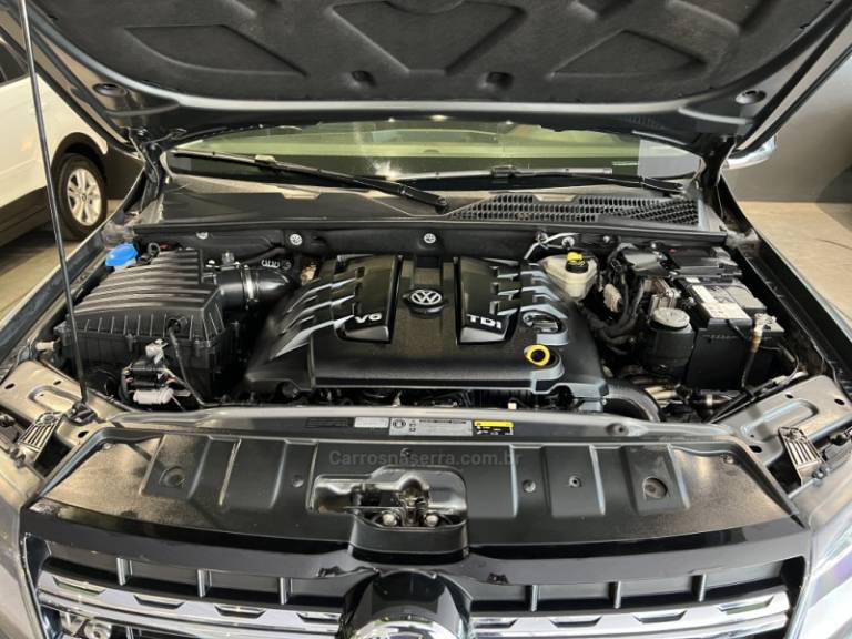 VOLKSWAGEN - AMAROK - 2018/2018 - Cinza - R$ 144.900,00