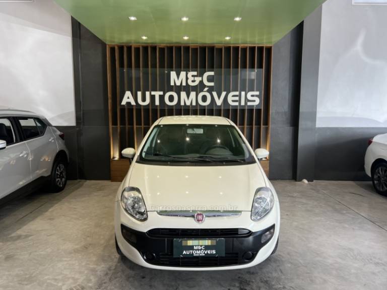 FIAT - PUNTO - 2015/2016 - Branca - R$ 45.900,00