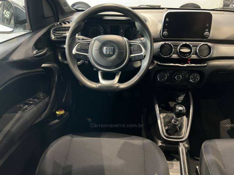 FIAT - ARGO - 2021/2022 - Branca - R$ 74.900,00