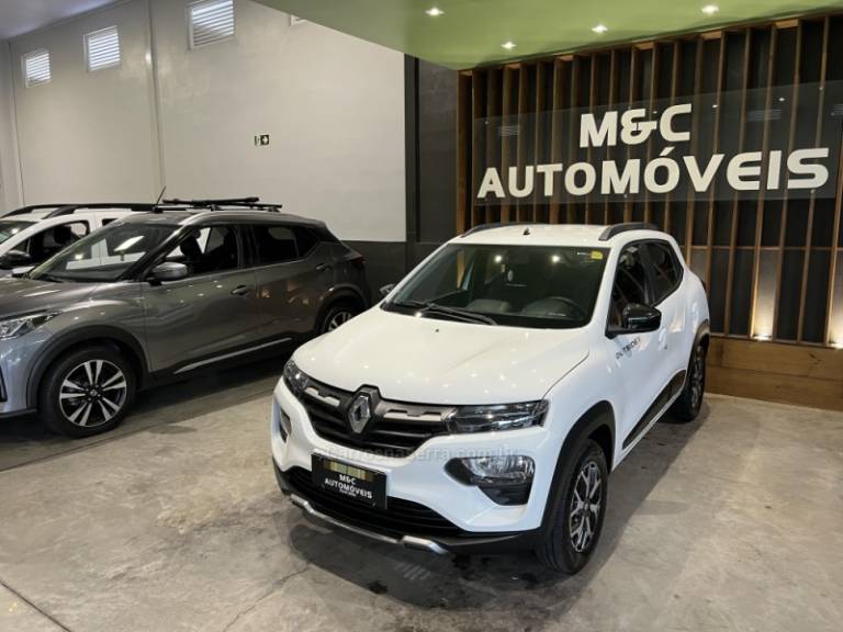 RENAULT - KWID - 2022/2023 - Branca - R$ 56.900,00