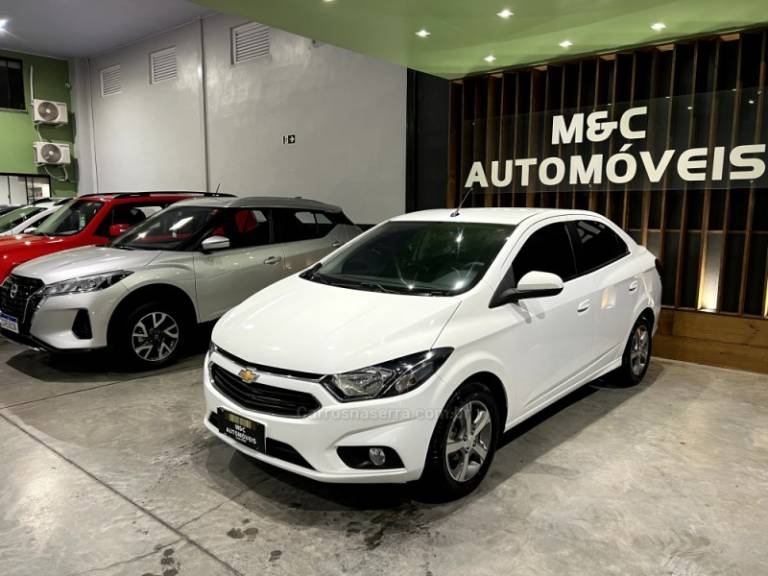 CHEVROLET - PRISMA - 2016/2017 - Branca - R$ 62.900,00