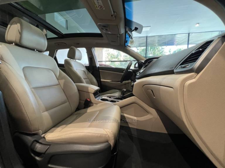 HYUNDAI - TUCSON - 2019/2020 - Branca - R$ 109.900,00