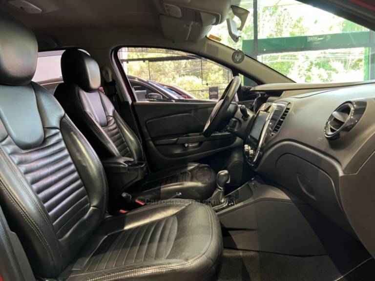 RENAULT - CAPTUR - 2019/2019 - Vermelha - R$ 73.900,00
