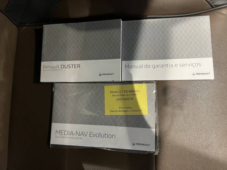 RENAULT - DUSTER - 2018/2019 - Branca - R$ 69.900,00