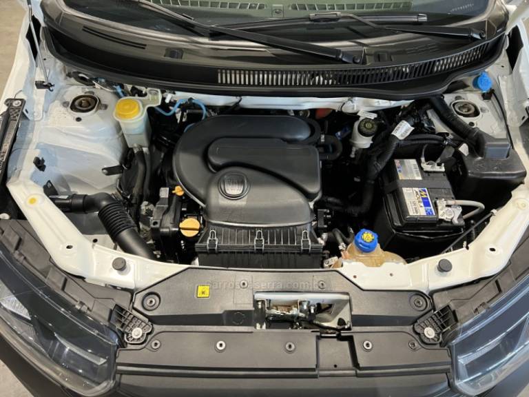 FIAT - STRADA - 2023/2023 - Branca - R$ 74.900,00