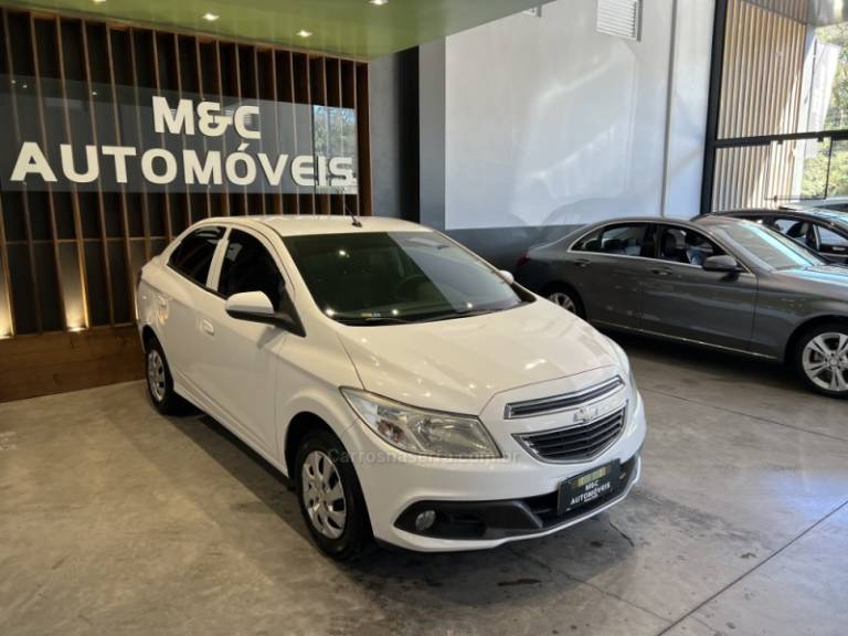 CHEVROLET - PRISMA - 2014/2014 - Branca - R$ 43.900,00