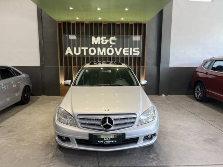 MERCEDES-BENZ - C 180 K - 2010/2010 - Prata - R$ 54.900,00