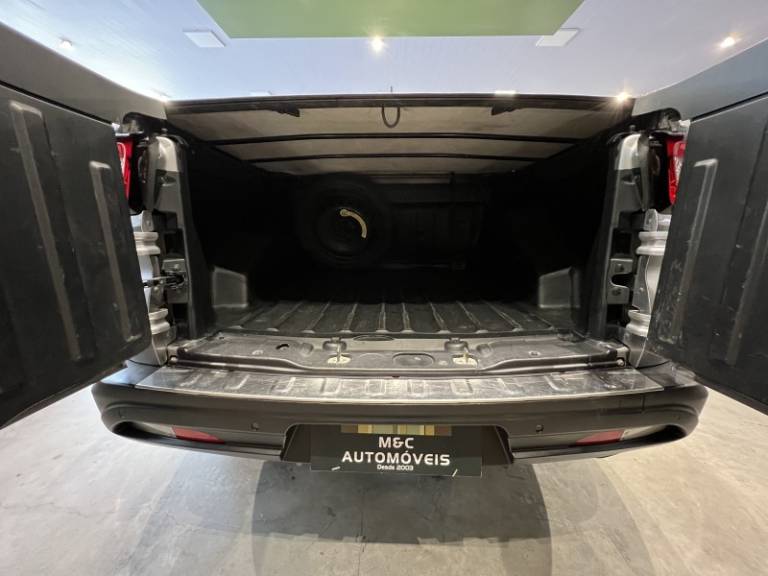 FIAT - TORO - 2019/2020 - Prata - R$ 89.900,00