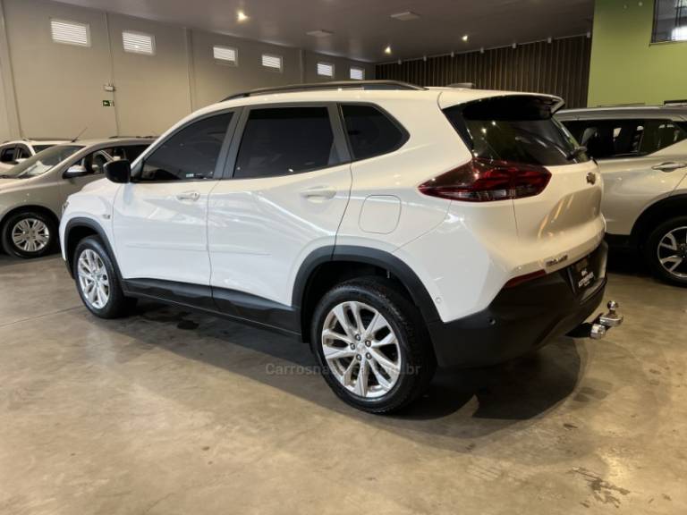 CHEVROLET - TRACKER - 2022/2023 - Branca - R$ 103.900,00