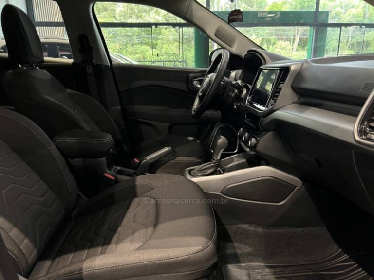 FIAT - TORO - 2024/2025 - Preta - R$ 139.900,00