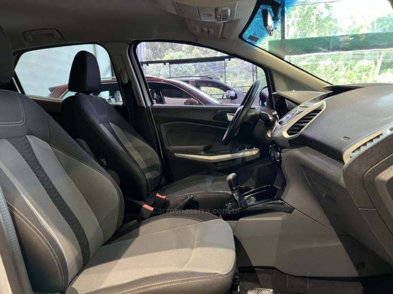FORD - ECOSPORT - 2013/2014 - Branca - R$ 59.900,00