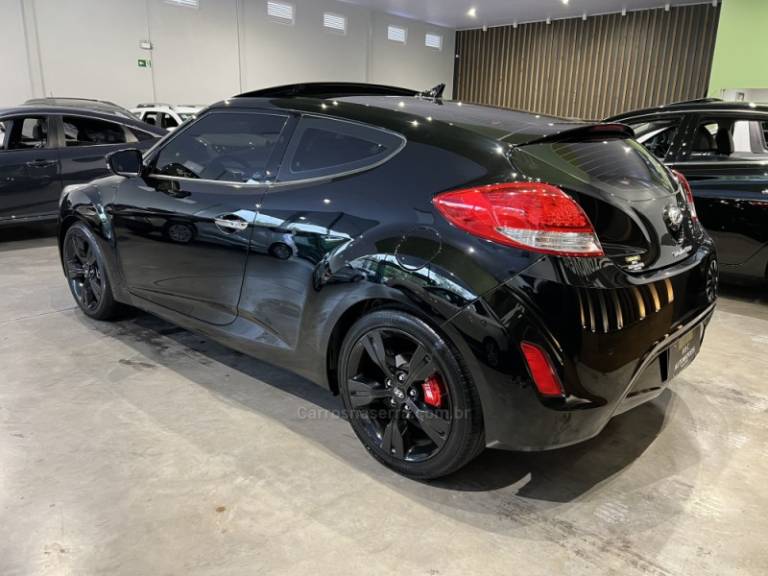 HYUNDAI - VELOSTER - 2012/2013 - Preta - R$ 61.900,00
