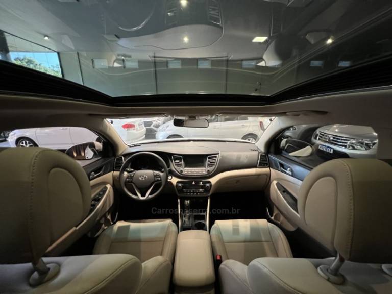 HYUNDAI - TUCSON - 2021/2022 - Branca - R$ 119.900,00