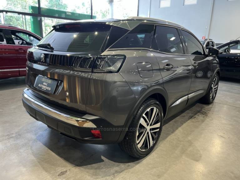 PEUGEOT - 3008 - 2022/2023 - Cinza - R$ 149.900,00