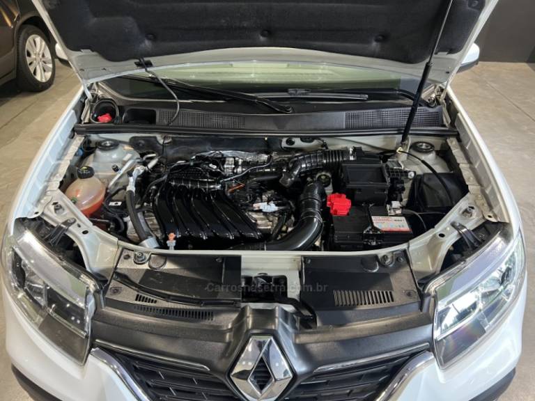 RENAULT - SANDERO - 2021/2022 - Branca - R$ 65.900,00