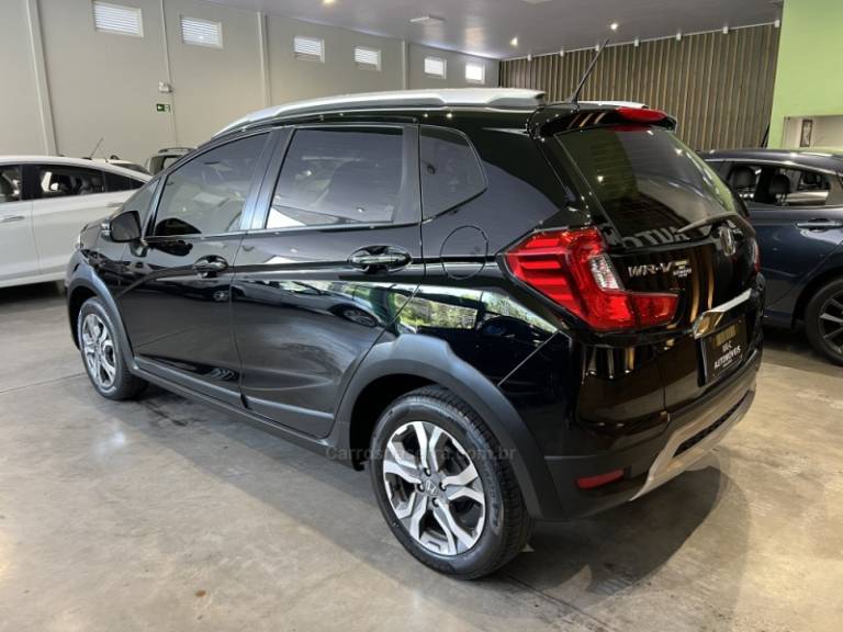 HONDA - WRV - 2019/2020 - Preta - R$ 87.900,00